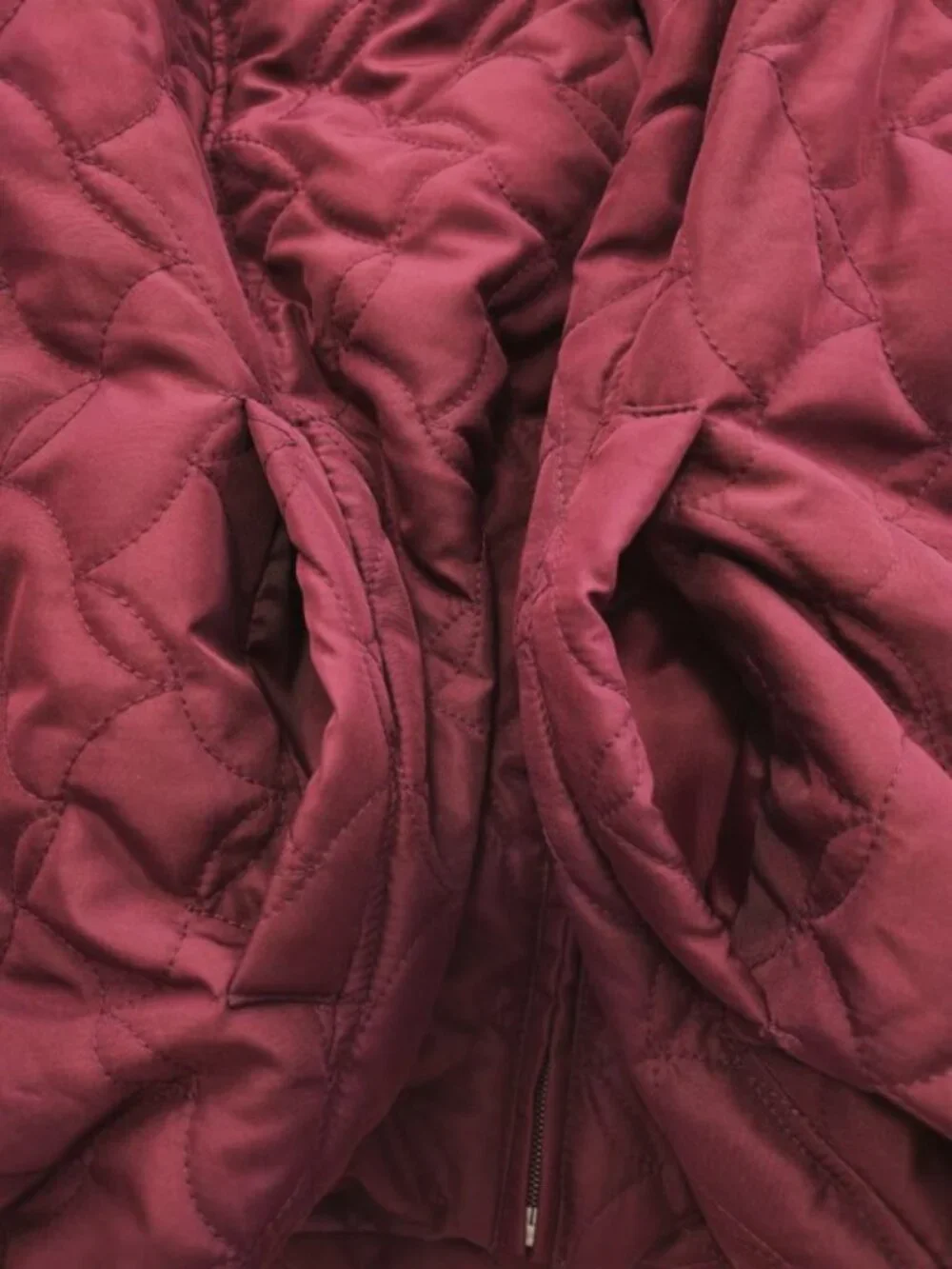 NWT CJ Banks Quilted Maroon Lightweight Puffer Vest 2X